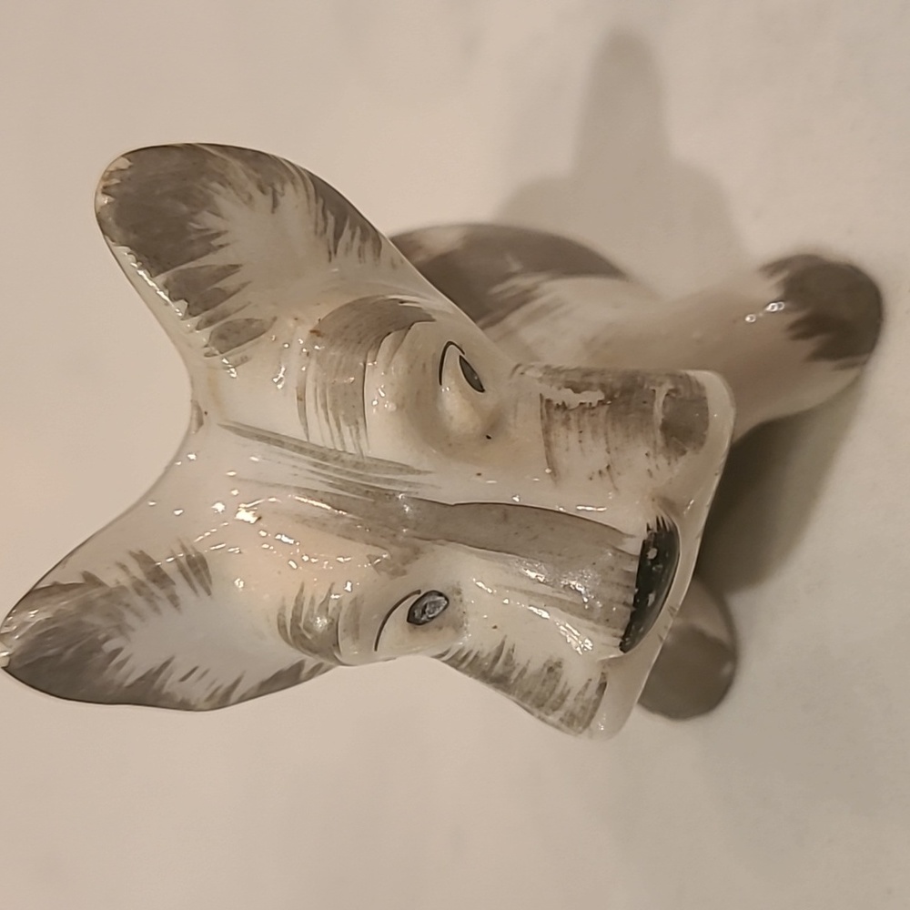 Vintage Scottie dog shaker